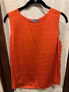 Vince Sleeveless Crewneck Camisole in Orange-Red